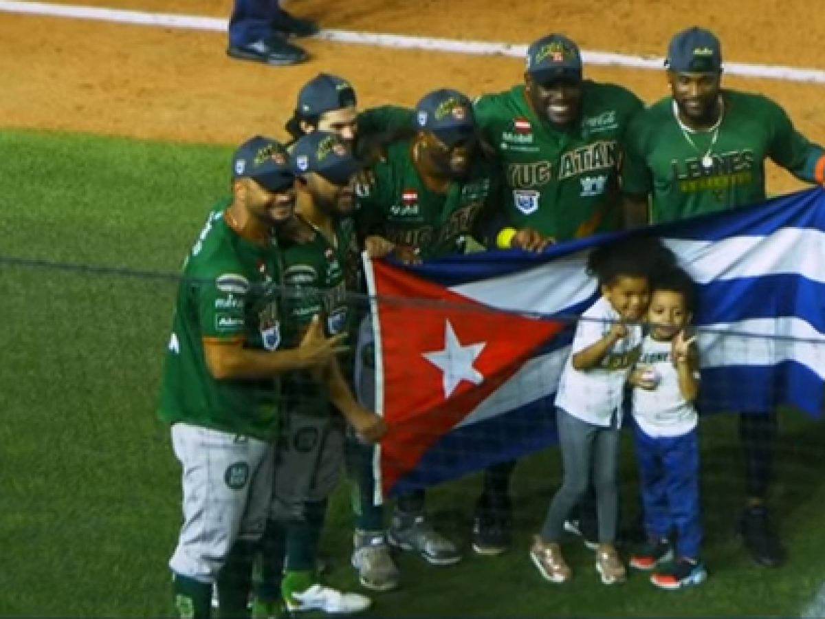 Cinco cubanos se coronan campeones de la Liga Mexicana de Béisbol con los Leones  de Yucatán