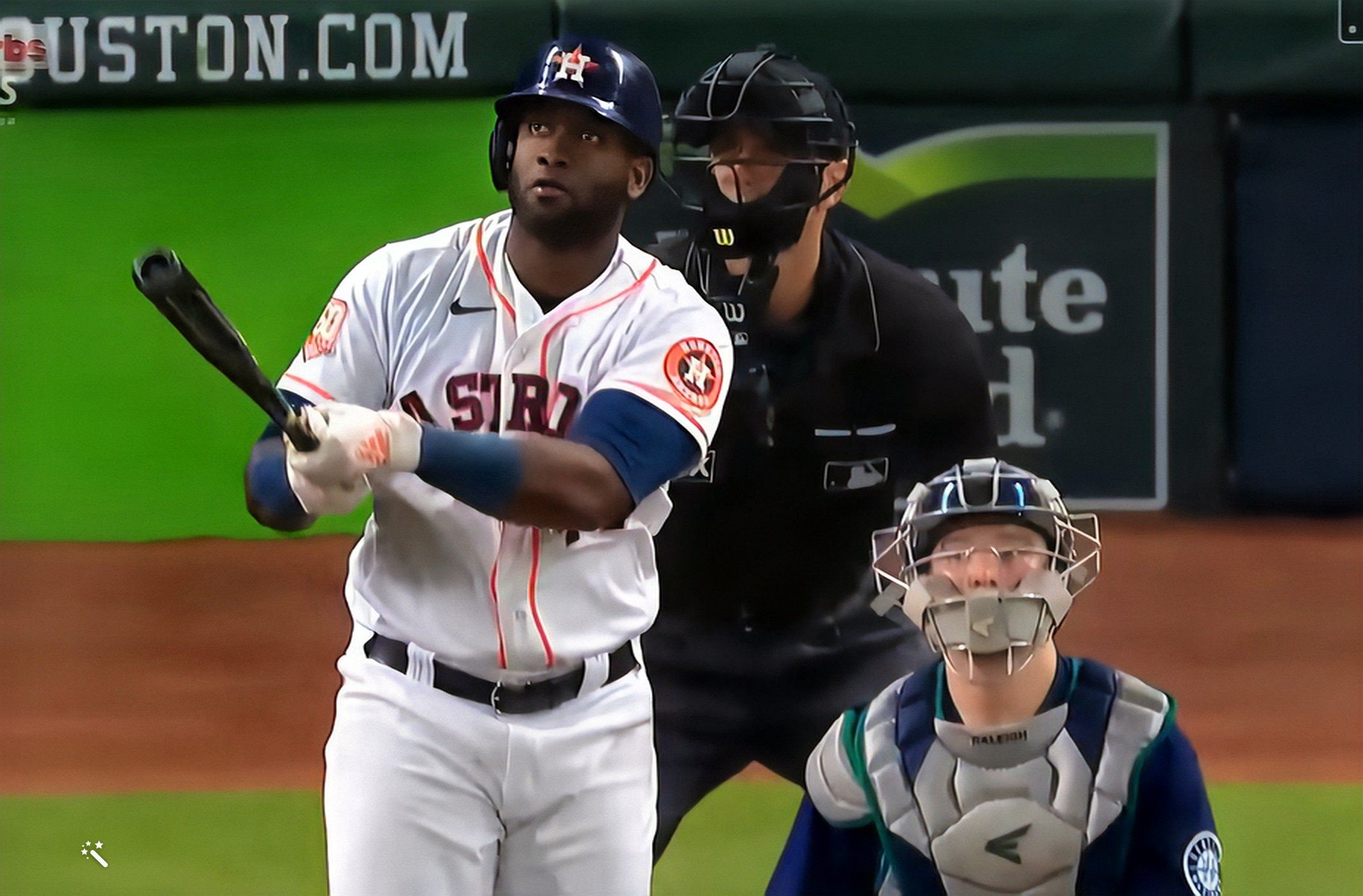 Yordan Alvarez makes it a whole new ballgame for the @Astros with his 100th  career HR!