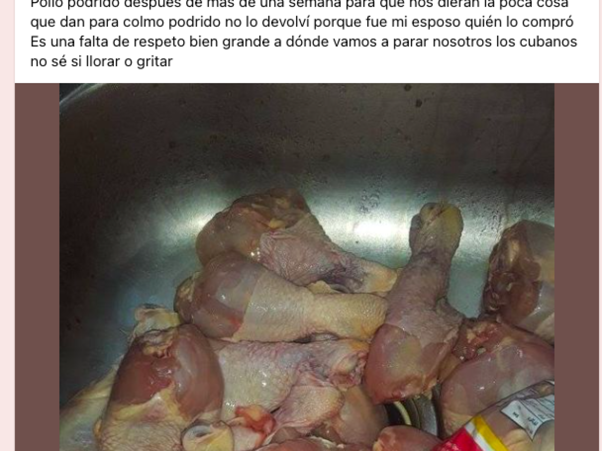 Cubana denuncia la venta de pollo en descomposición en tienda de La Habana