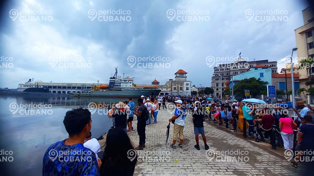 Submarino y buque ruso en la Habana (8)